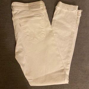 Levi’s Mid Rise Skinny Jeans